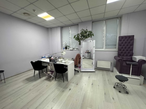 Кабінет з ремонтом, вул. Надпільна Черкаси