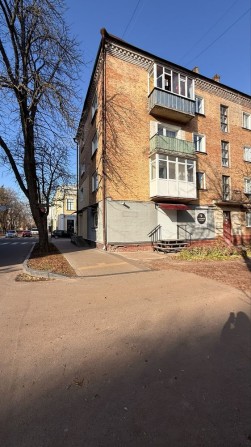 Оренда приміщення біля скверу Б.Хмельницького. - фото 1