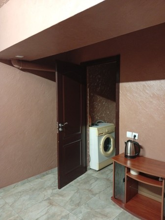 Оренда маникюр, педикюр, бровист, массажист - фото 1