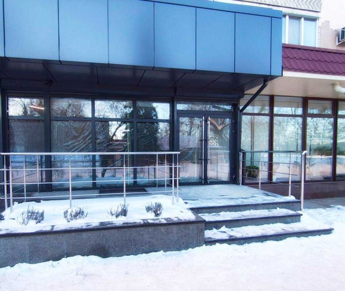 Оренда приміщення біля "Делікату" - фото 1