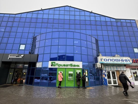 Оренда цокольного приміщення в ТЦ «Головний» , на вул.Ентузіастів Чернівці