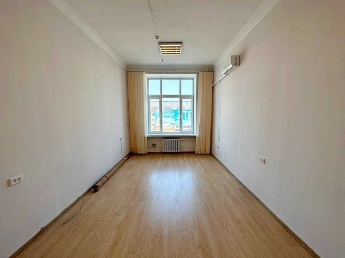 Оренда офісного приміщення 19 кв.м в БЦ на вул. Хрещатик, 7/11 - фото 1