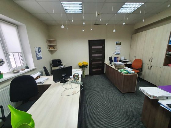 Здам офіс завжди зі світлом в Оренду 3 м2 м.Черкаси Черкассы