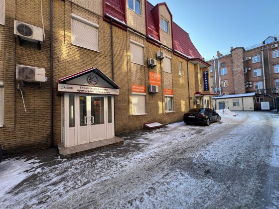 Приміщення під офіс в центрі по вул. Лазарєва