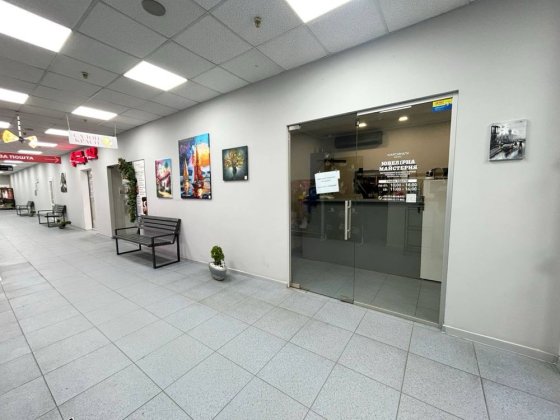 Сдам помещенние, магазин, торговое место в ТЦ на Яворницкого Дніпро