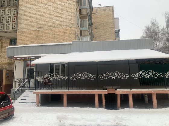 Здається в оренду фасадне приміщення на Бульварі друга лінія Головної Чернівці