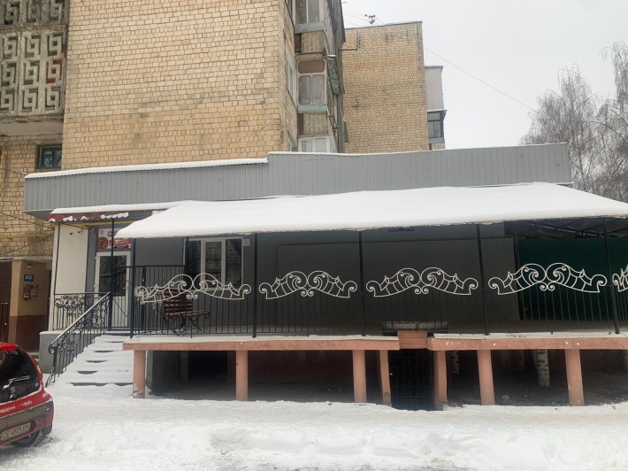 Здається в оренду фасадне приміщення на Бульварі друга лінія Головної - фото 1