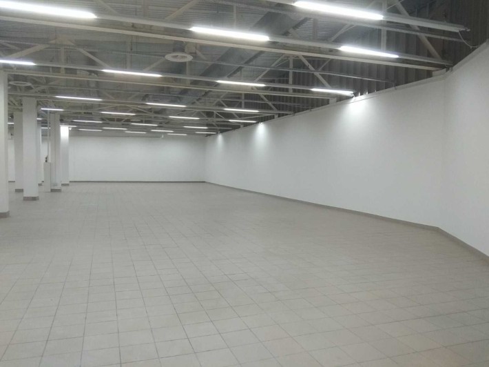 Здається комерційне приміщення 617 кв.м. Центр міста. Торговий центр - фото 1