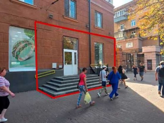 Здам приміщення в прохідному місці біля ринку "Озерка" Днепр