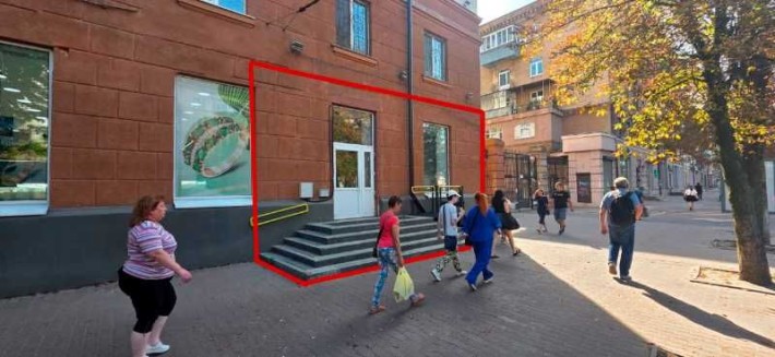 Здам приміщення в прохідному місці біля ринку "Озерка" - фото 1