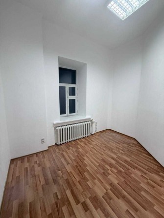 Офіс в оренду, 9,4 м2, Поділ, вул Сагайдачного - фото 1