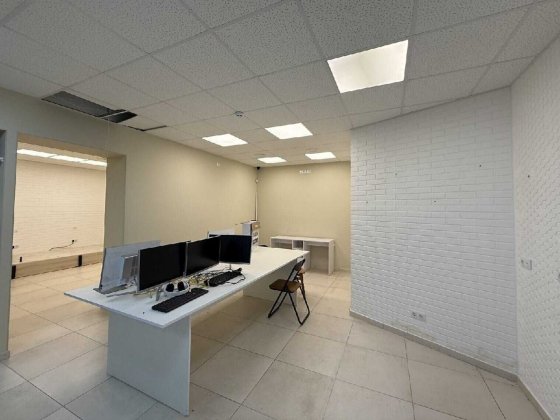 Здається комерційне приміщення на вул. Тетяни Яблонської Винница