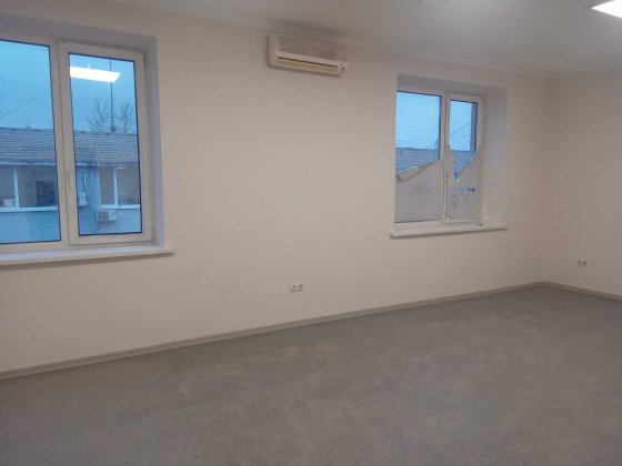 сдам  приміщення, 184 м2, на  вул. Б.Хмельницького Дніпро