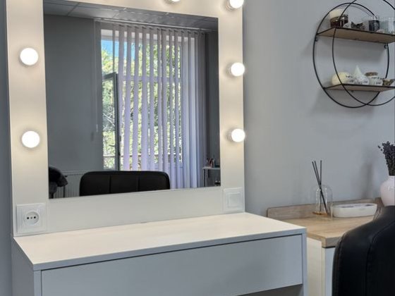 Оренда робочого місця бровіст, візажист, ламімейкер Чернівці