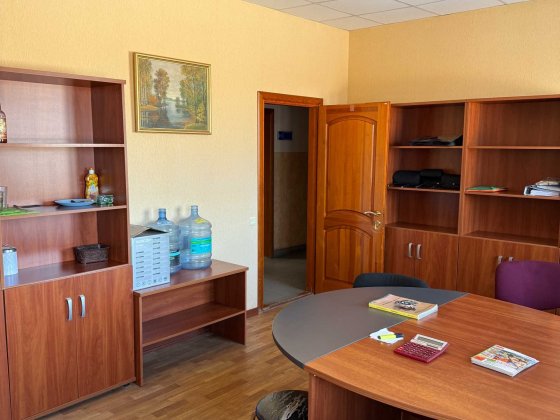 Оренда офісного приміщення 20,9 м2 по вул. Кільцева 7 (р-н ЗАЗ) Чернигов