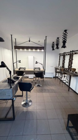 Здам в оренду робоче місце для майстрів манікюру - фото 1