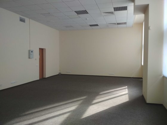 Оренда офісу 75 м.2 в БЦ, Генератор, Укриття, Котельня, метро. Власник Киев