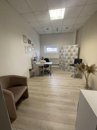 Оренда кабінету. Здам в суборенду кабінет в центрі міста. Вінниця. - фото 1