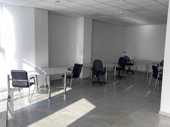 Мебльований офіс на Митниці Черкассы