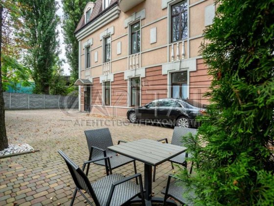 Оренда офіс окрема будівля 400м2/ вул. Жилянська/Центр Киев