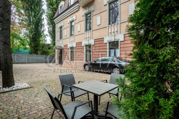 Оренда офіс окрема будівля 400м2/ вул. Жилянська/Центр - фото 1