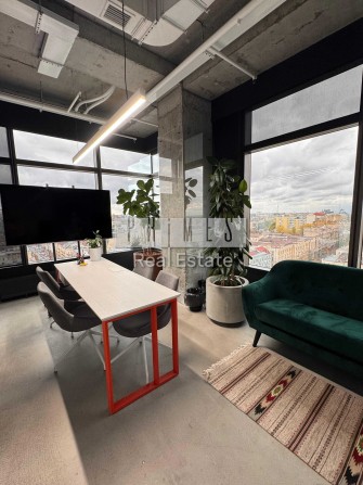 Оренда офіса 492м2 Центр вул. Хмельницького Богдана - фото 1