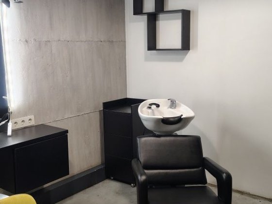 Кабінет в оренду для майстрів (перукар, колорист, візажист, манікюр) Дніпро