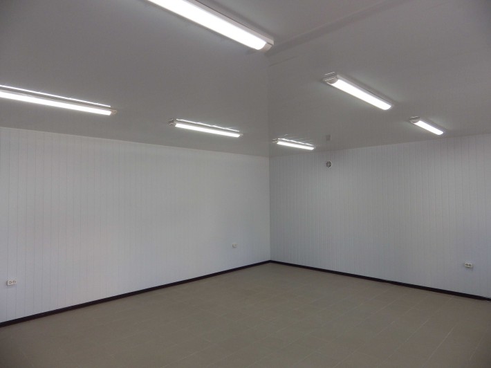 Отдельно стоящее здание возле McDonalds пр. Слобожанский. - фото 1