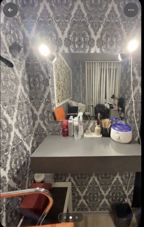 Робоче місце для бровіста , макіяж , манікюрний стіл - фото 1