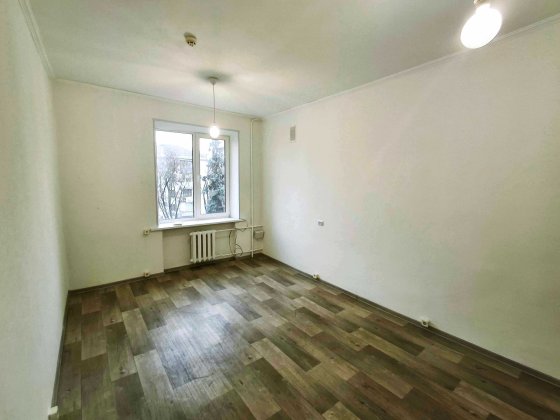 Аренда офиса 24,3м2 на Печерске, Марии Приймаченко 3 метро Зверинецкая