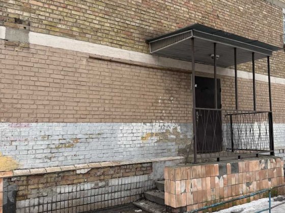 Оренда офісу нежитловий фонд з окремим входом Дорогожичі під ремонт Киев