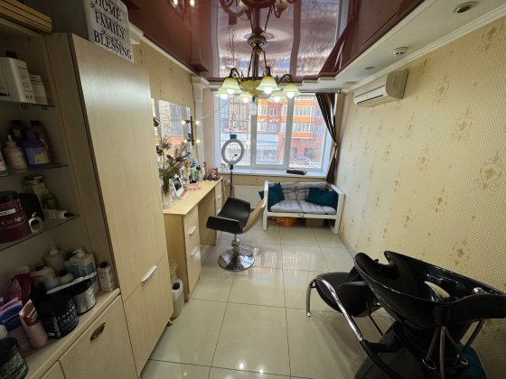 Здається приміщення під оренду для майстрів краси Черкаси