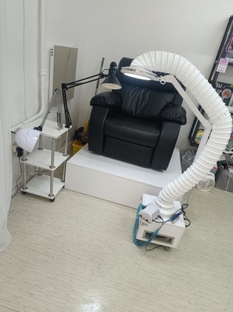 Місце майстру манікюру - фото 1