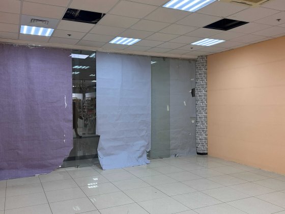 оренда торгової площі в ТОЦ поруч з ринком Урожай Вінниця