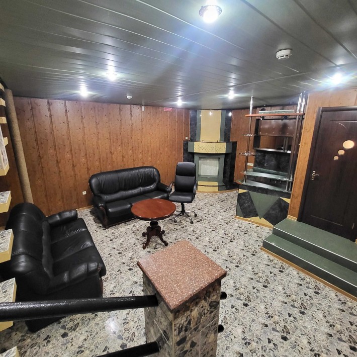 Оренда приміщення, світло не вимикається, є цокольний поверх 45 кв.м - фото 1