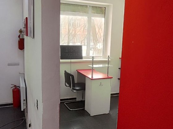 Здам комерційне приміщення 50 квм на Неб.Сотні