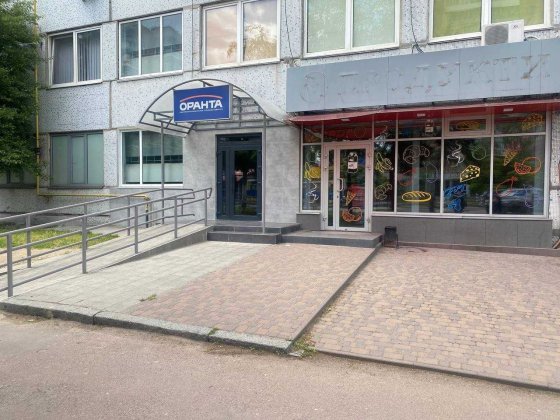 Приміщення 67м2, фасад Глобал. Київська