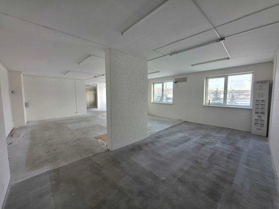 оренда фасадного приміщення ЖК Лебединий. Від власника Киев