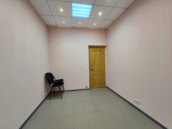 Здам приміщення 14 кв/м СВІТЛО та ІНТЕРНЕТ є ЗАВЖДИ Днепр