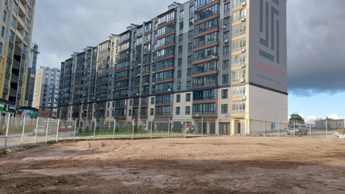 Оренда. Парковка для автомобілів. Супер площадка під бізнес - фото 1