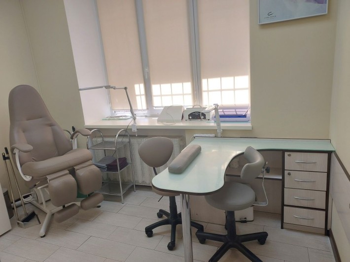 від 450 гр. Оренда кабінету манікюру/педикюру - фото 1