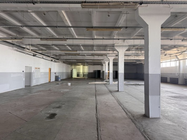 Здам в оренду склад. Набережна Заводська - фото 1