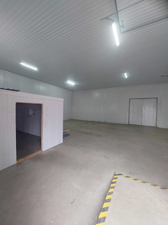 Сдам помещение 300м2;600м2; 1200м2.Рампа.Правый берег. - фото 1