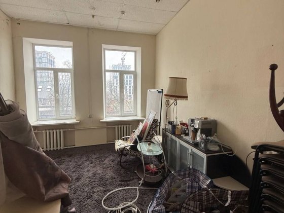 Сдам офис помещение Центр 17м Дніпро