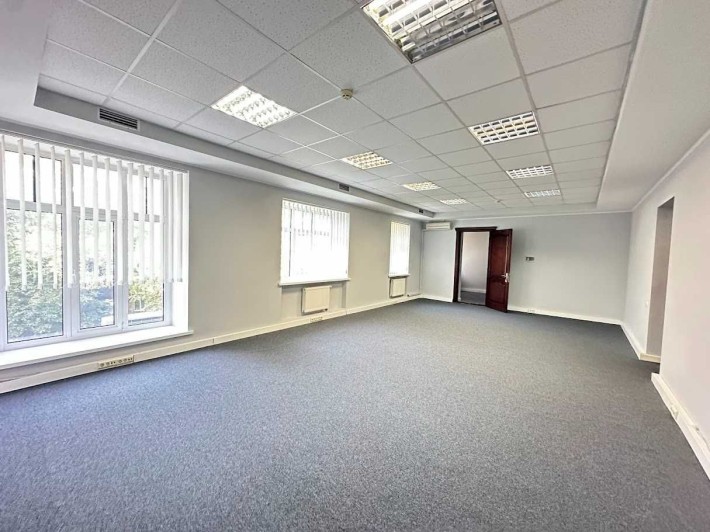 Без%! Оренда офісу на Подолі, м.Почтова пл. (330 кв.м.) - фото 1