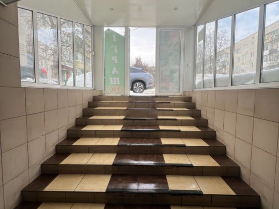 Оренда комерційного приміщення на Крошні(вул.Покровська)