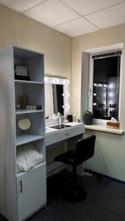 Оренда місця для бровіста/візажиста/ламімейкера/лашмейкера - фото 1