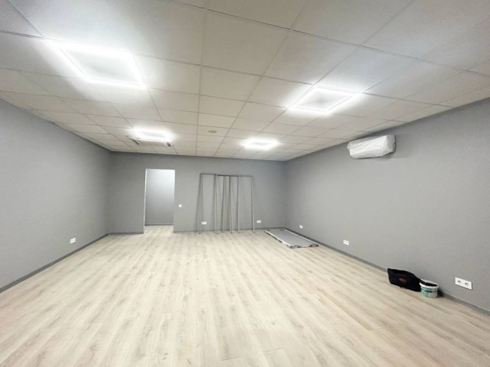 Сдам помещение, офис, кабинет на Яворницкого, центр - фото 1