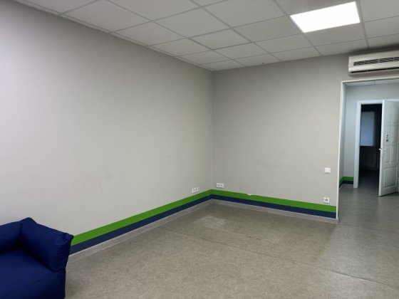 Оренда нежитлового приміщення м. Харківська Киев