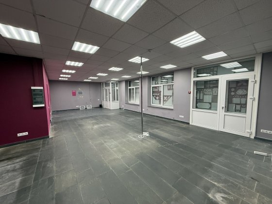 Оренда приміщення під комерційне використання